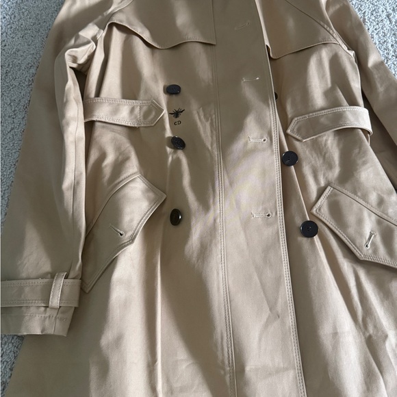 Classic Tan Women's Trench Coat - Picture 3 of 6